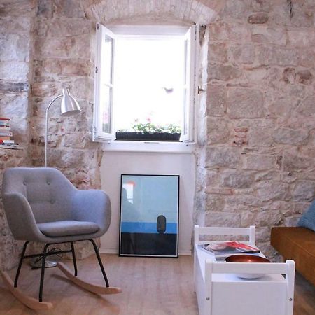 Books&Bells Apartment Split Luaran gambar